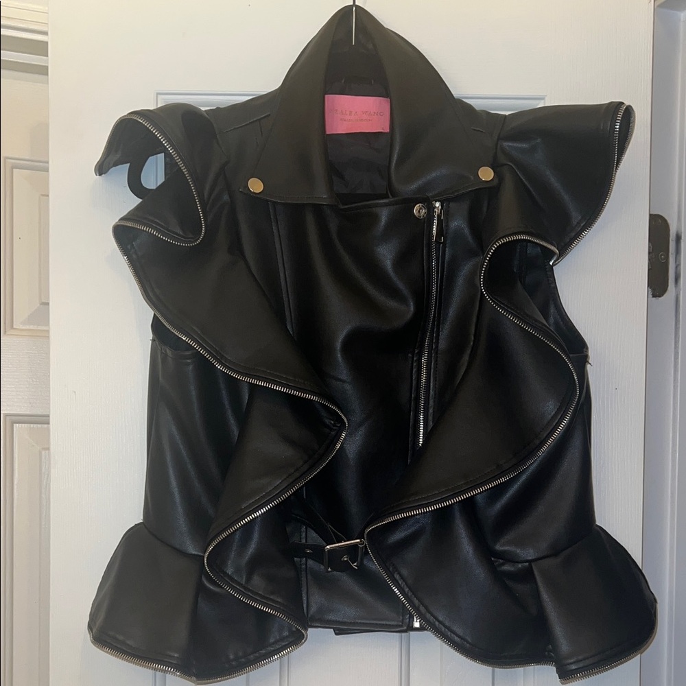Azalea Wang Stylish Black Ruffled Faux Leather Vest XL - Picture 2 of 9